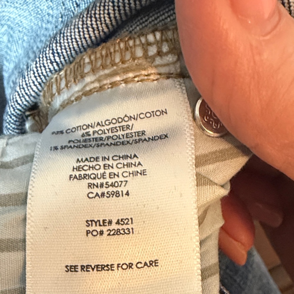 CAbi 4521 Cinch Straight Vintage Blue Jeans Sz 2 NWT Originally $142 - Picture 4 of 4